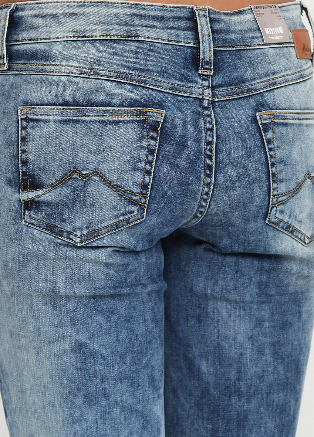 Синие демисезонные джинсы Mustang