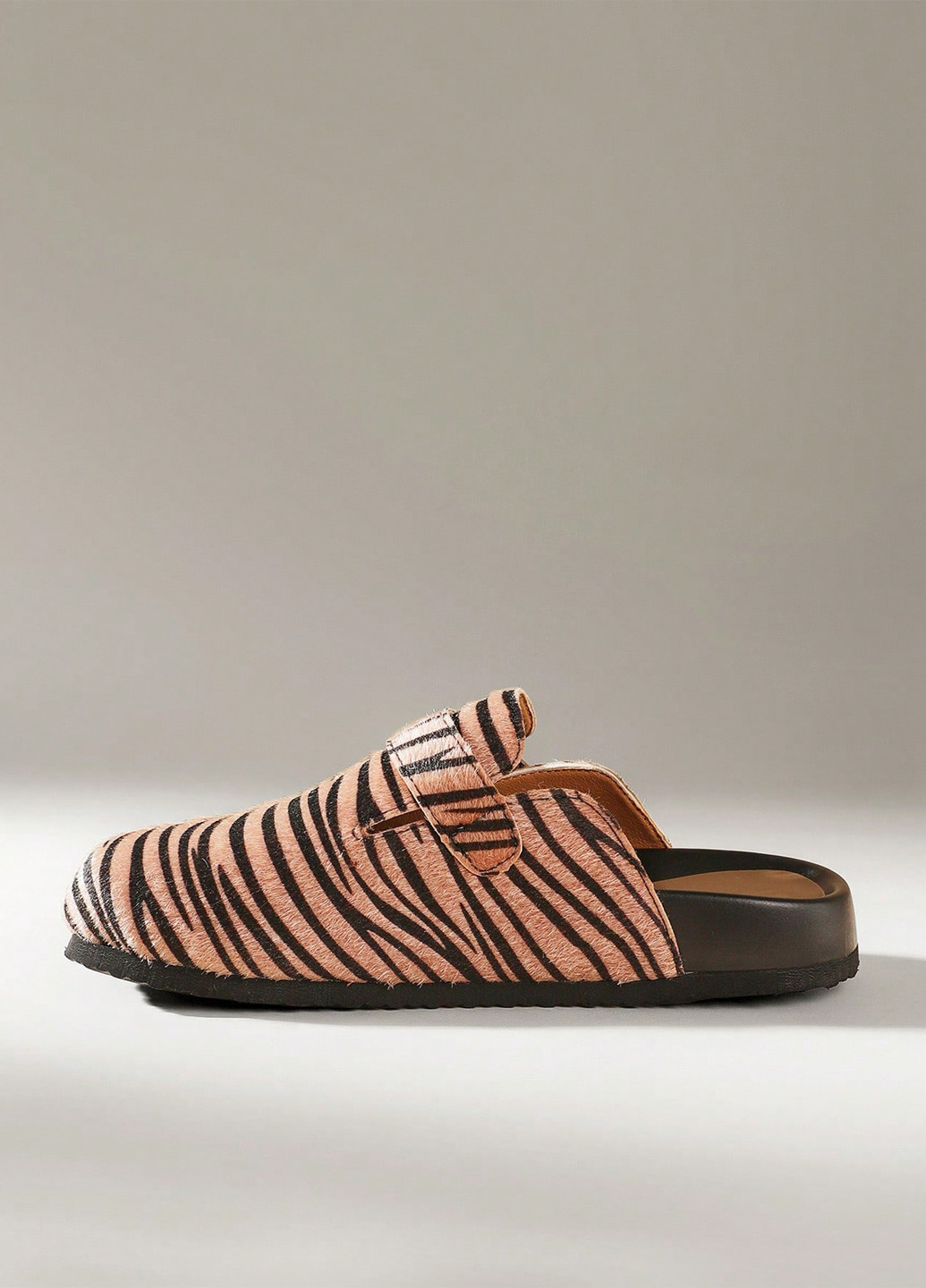 Коричневые туфли SHEIN без каблука с пряжкой