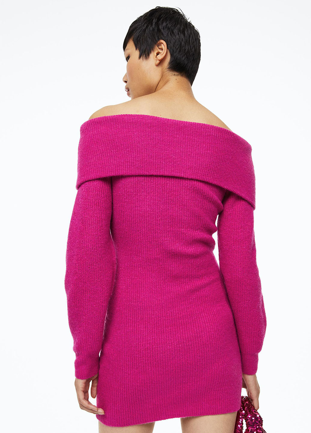 Фуксиновое (цвета Фуксия) кэжуал платье с открытыми плечами H&M однотонное