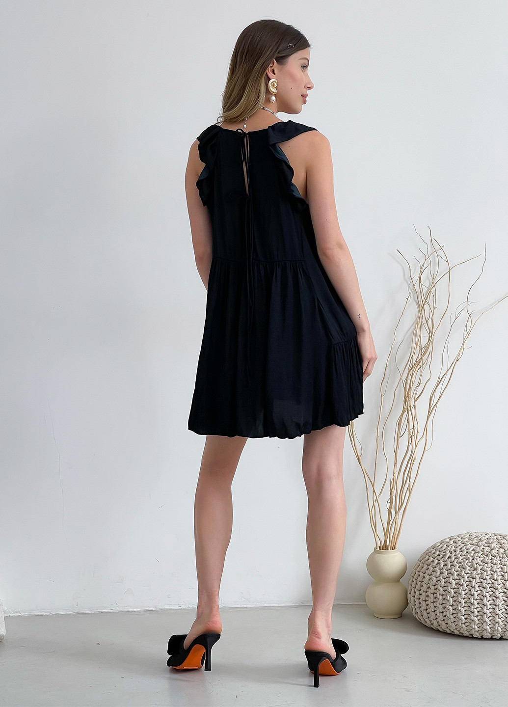 Чорна пляжна жіноча літня міні сукня вільного крою а-силует Free People однотонна