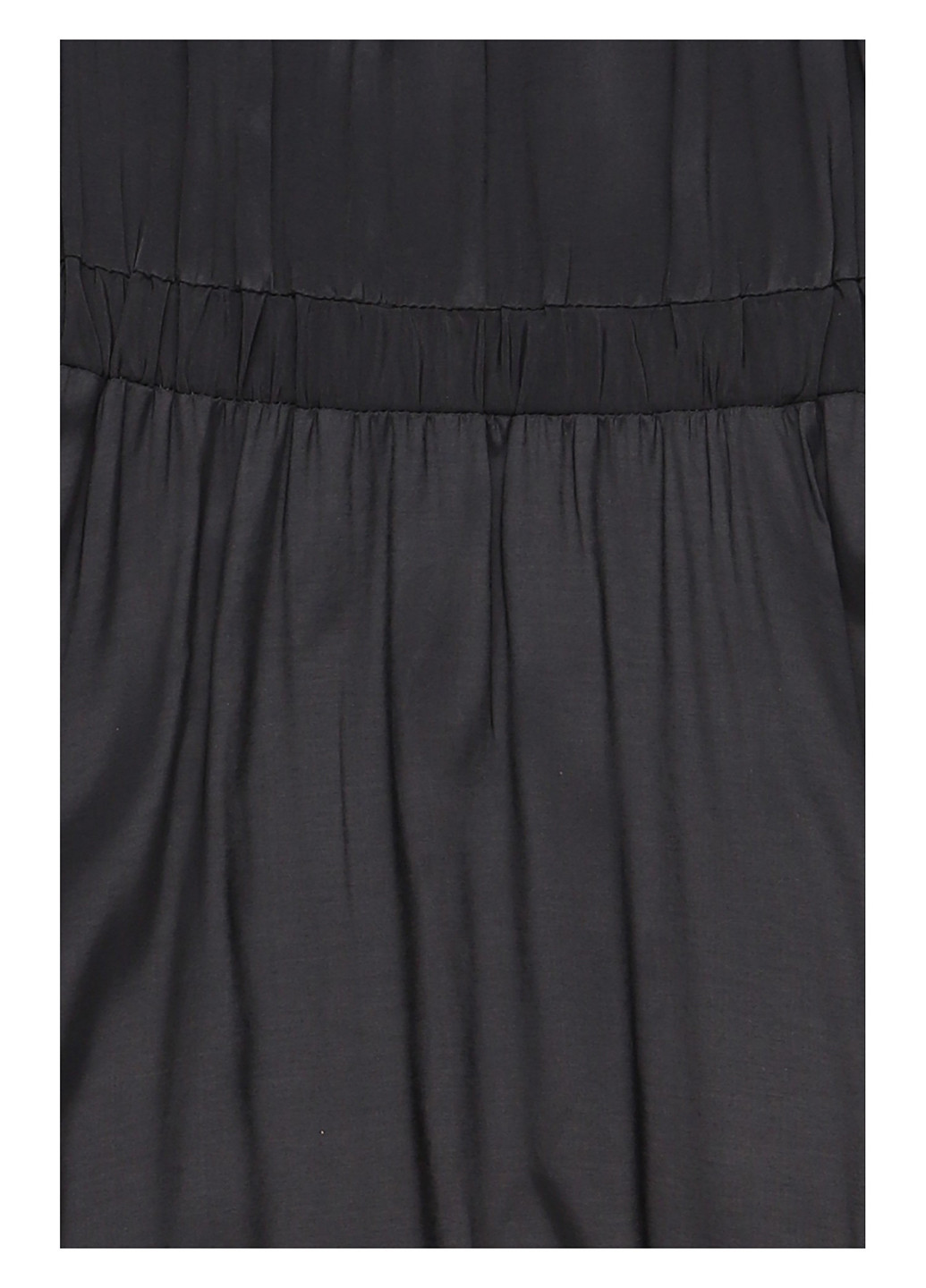 Черное кэжуал платье клеш, с открытыми плечами Kiomi однотонное