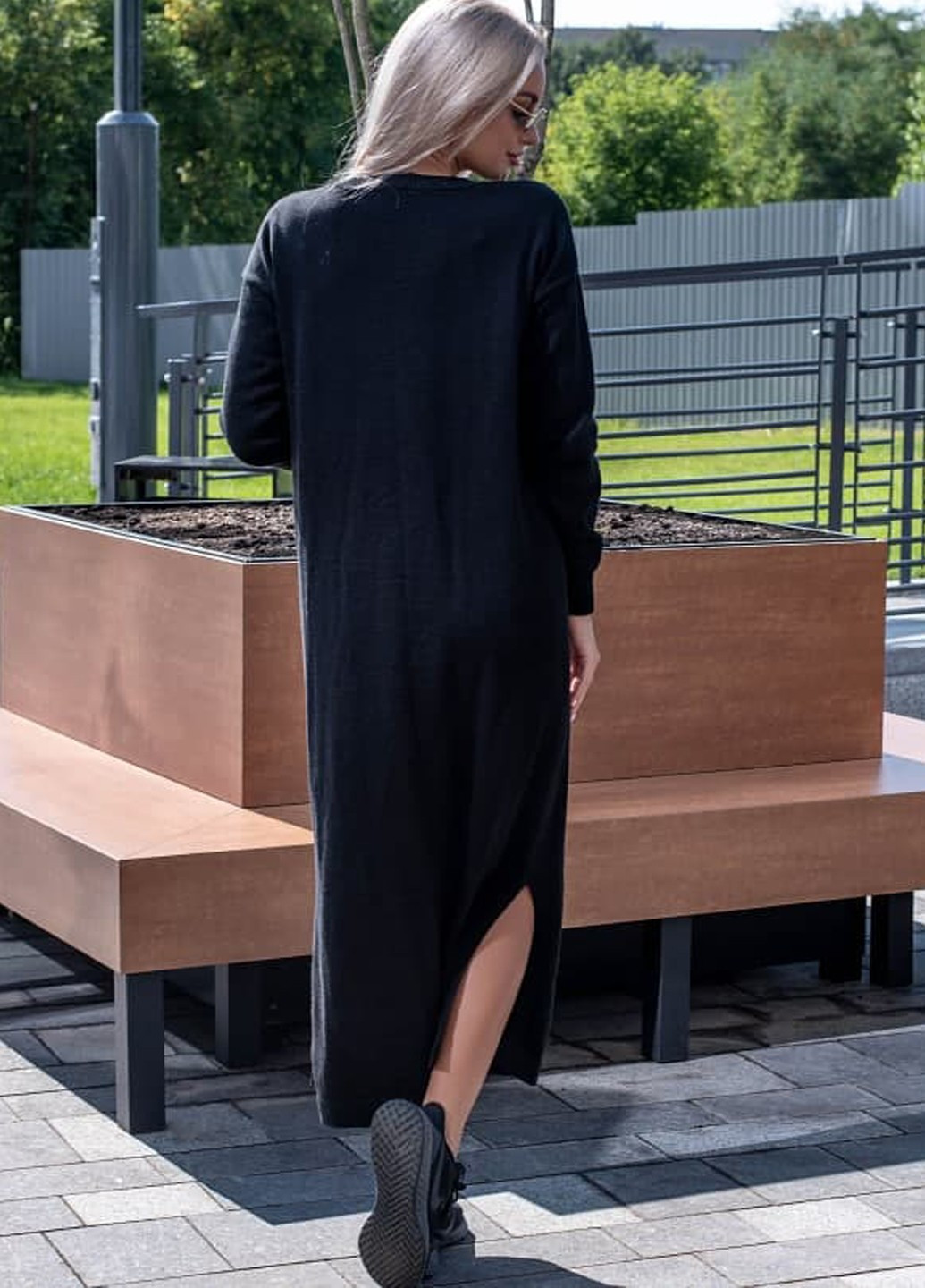 Чорна кежуал сукня "одрі" Anika однотонна