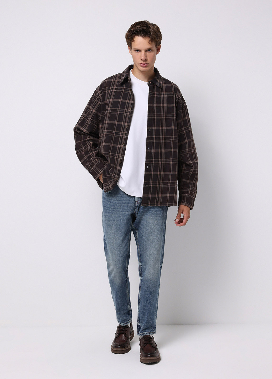 Синие демисезонные зауженные джинсы Colin's