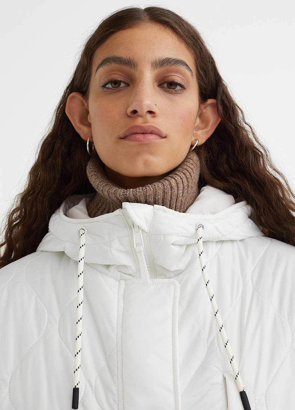 Светло-бежевая демисезонная куртка подовжена зі штучного хутра H&M