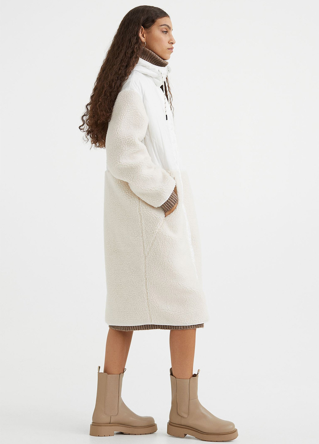 Светло-бежевая демисезонная куртка подовжена зі штучного хутра H&M