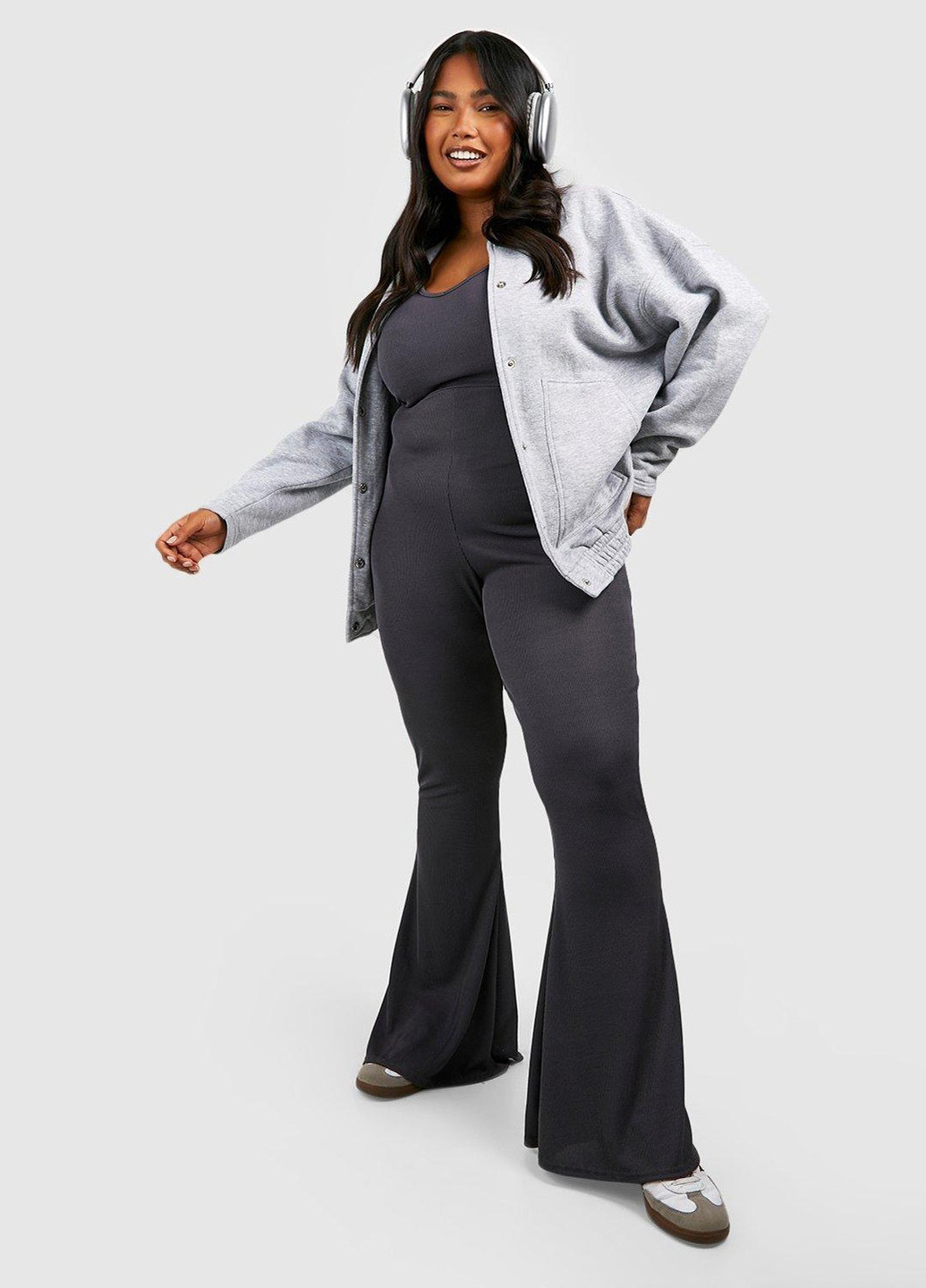 Комбинезон Boohoo комбинезон-брюки однотонный графитовый кэжуал полиэстер, трикотаж