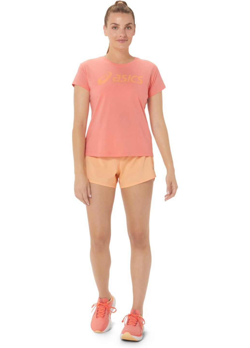 Светло-розовая летняя футболка Asics