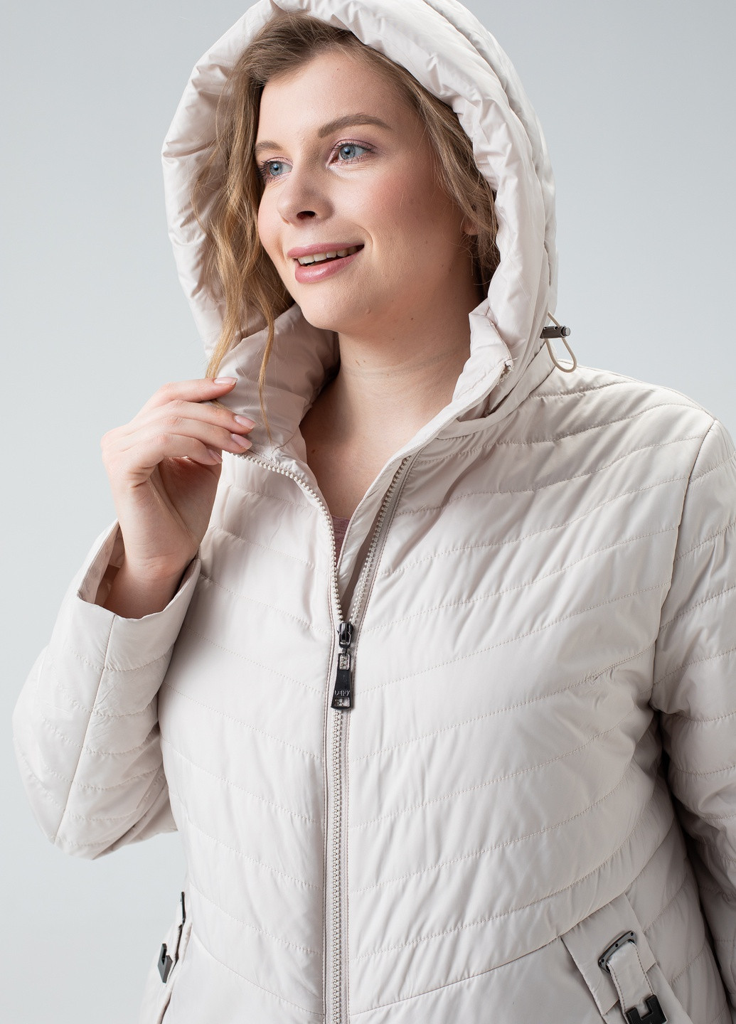 Бежева демісезонна жіноча демісезонна куртка великі розміри delfi бежева 910622 Delfy