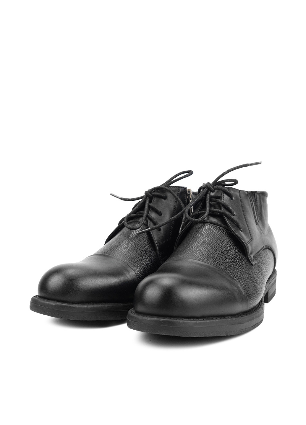 Черные зимние ботинки дезерты Lioneli