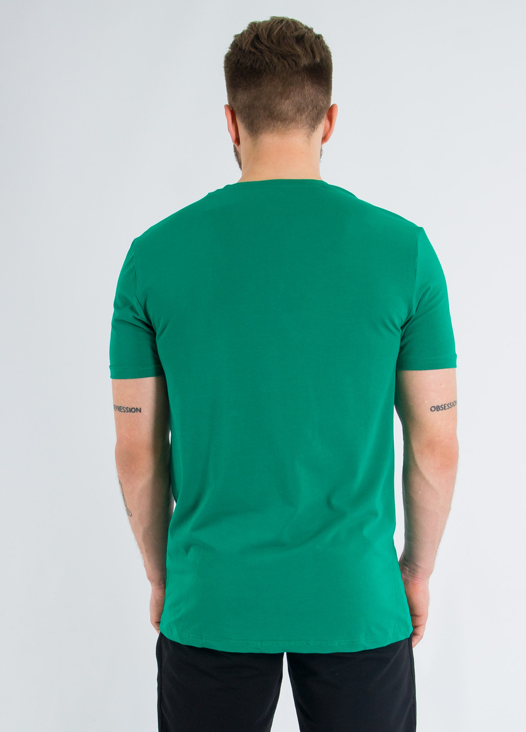 Зеленая футболка New Brand