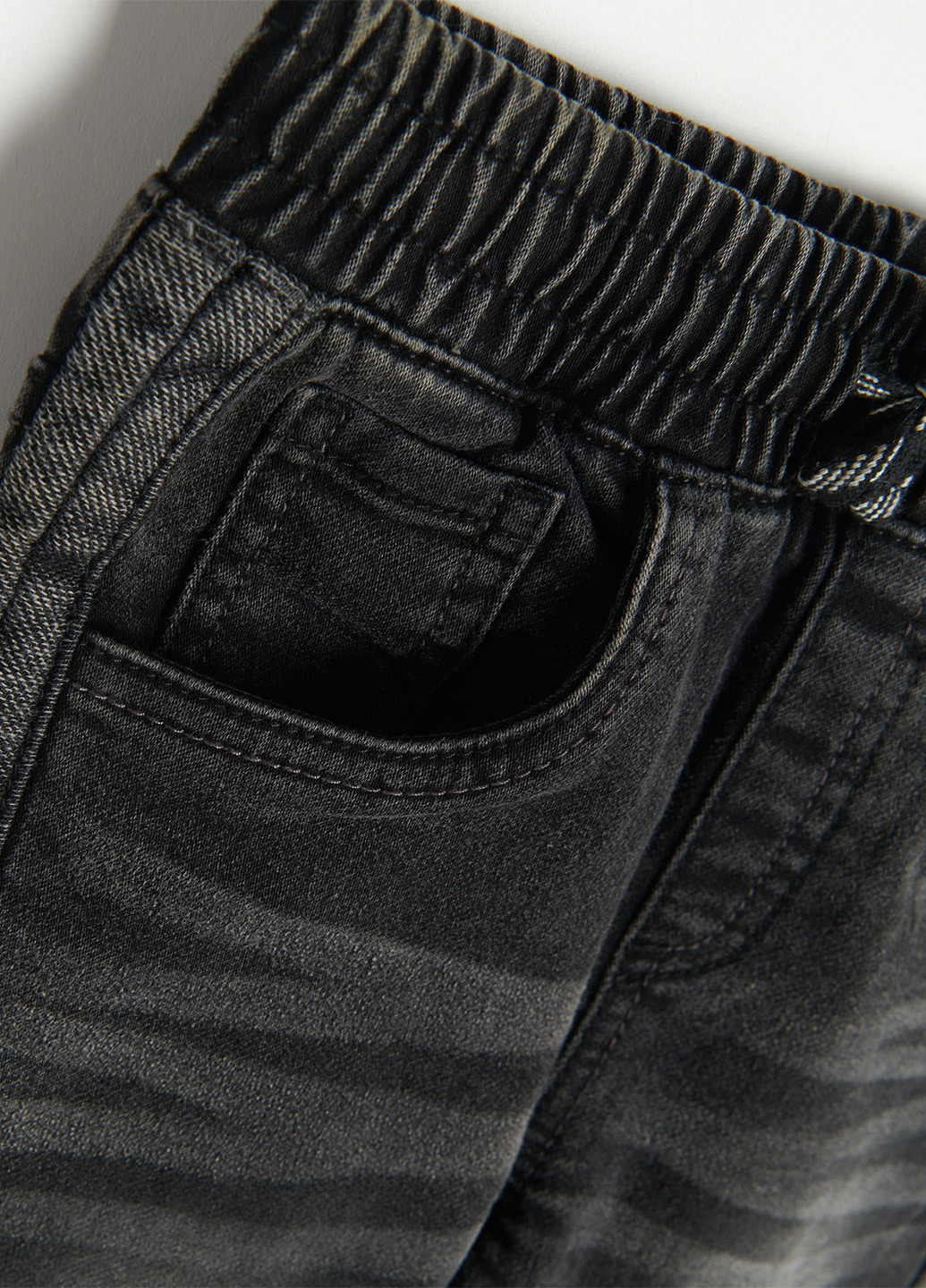 Темно-серые демисезонные джоггеры джинсы Reserved