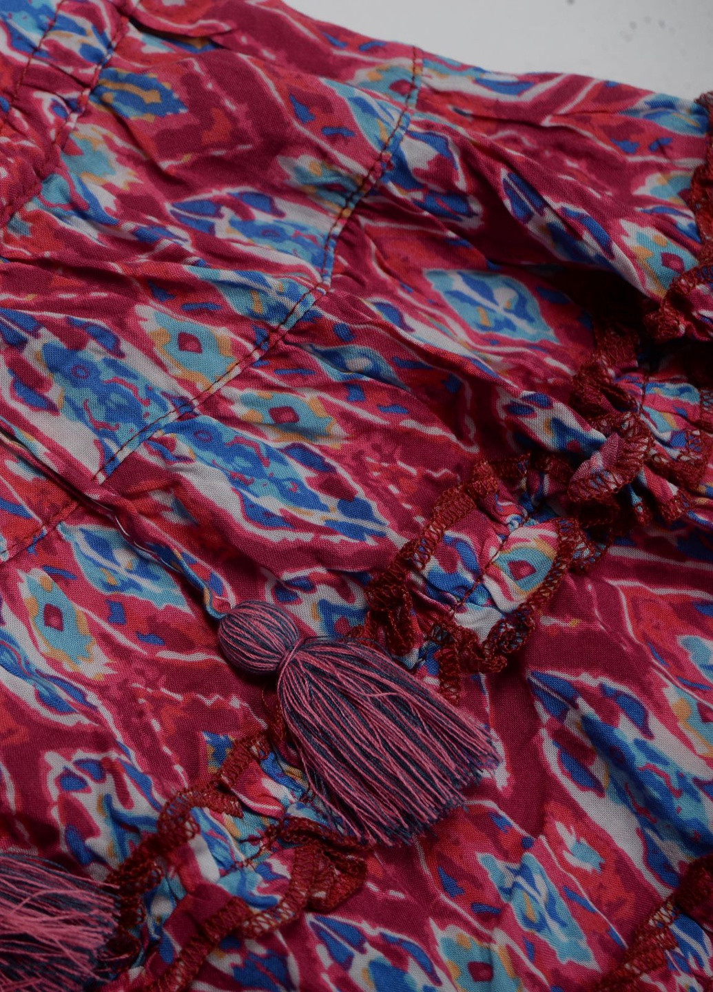 Лиловая кэжуал с абстрактным узором юбка TOM DU клешированная