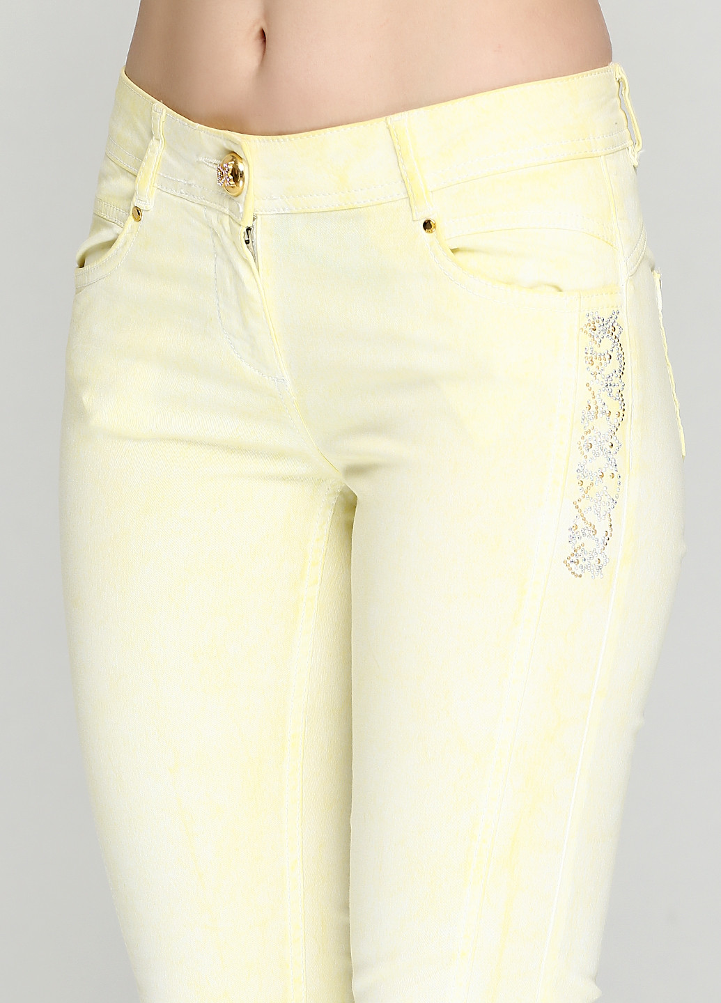 Желтые кэжуал летние зауженные брюки Sassofono