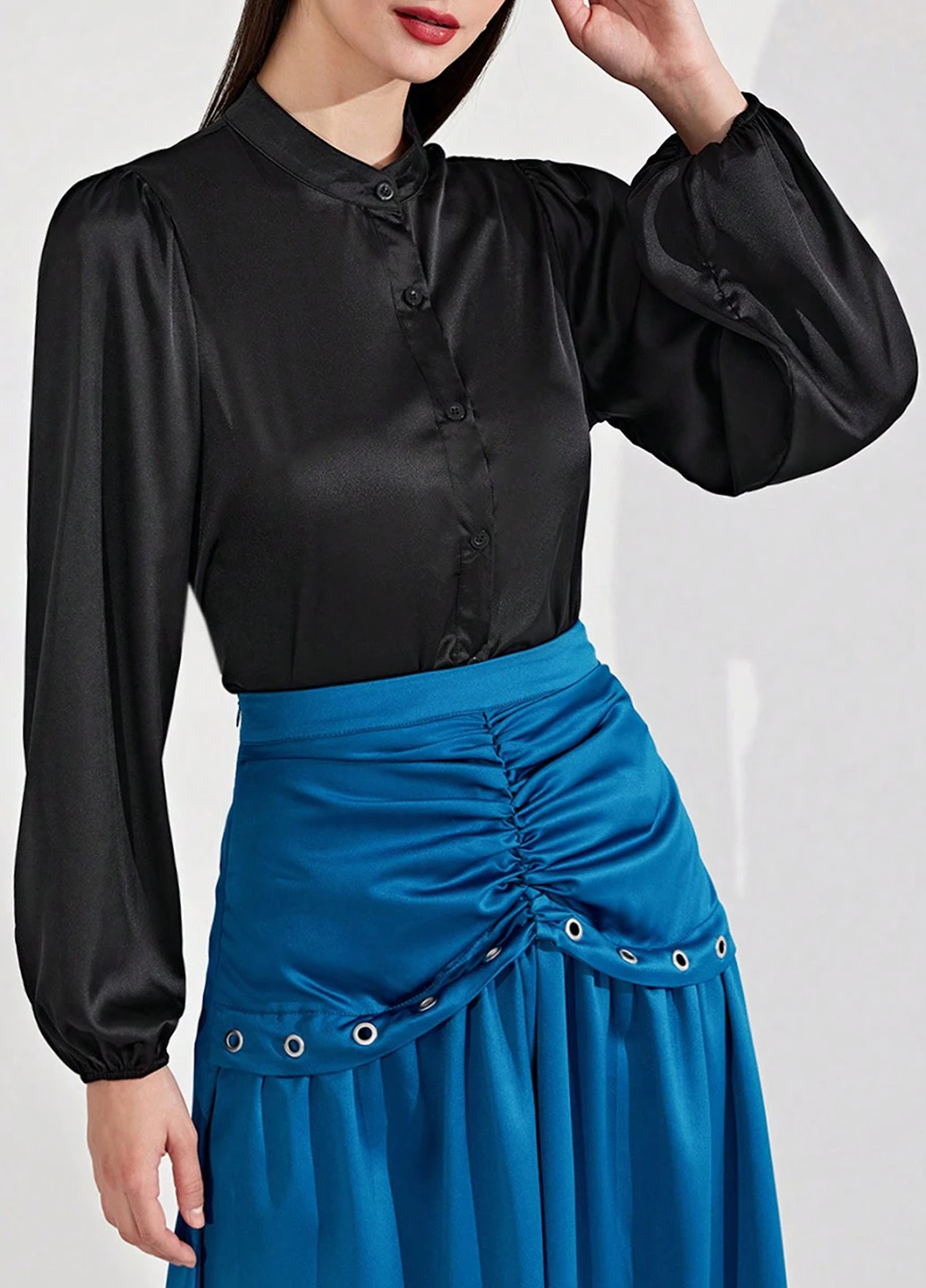 Чёрная блуза SHEIN