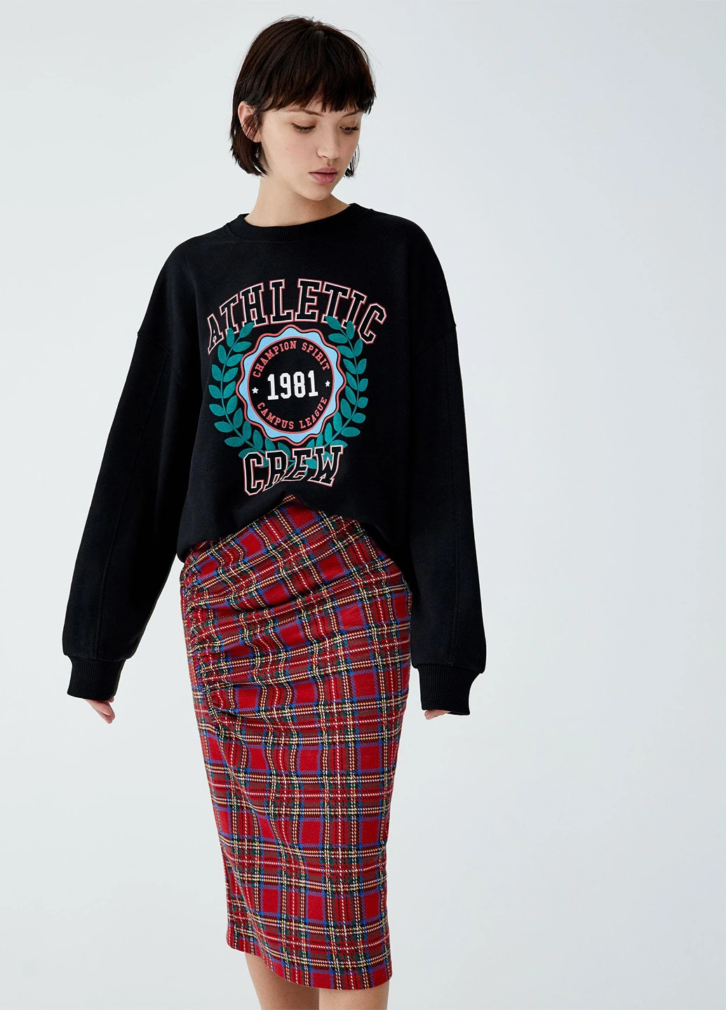 Красная кэжуал в клетку юбка Pull & Bear карандаш