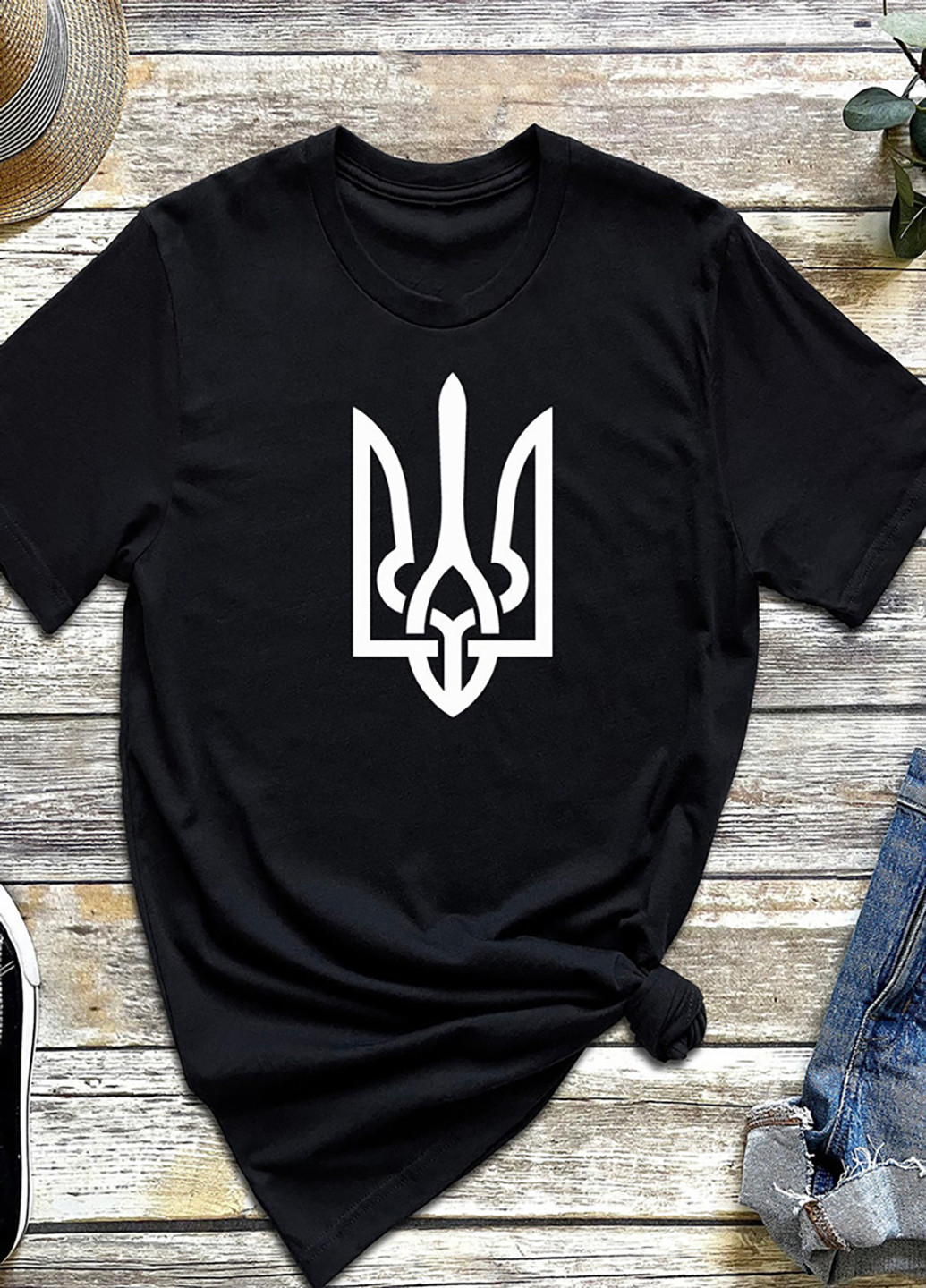 Чорна футболка чоловіча чорна герб україни Love&Live