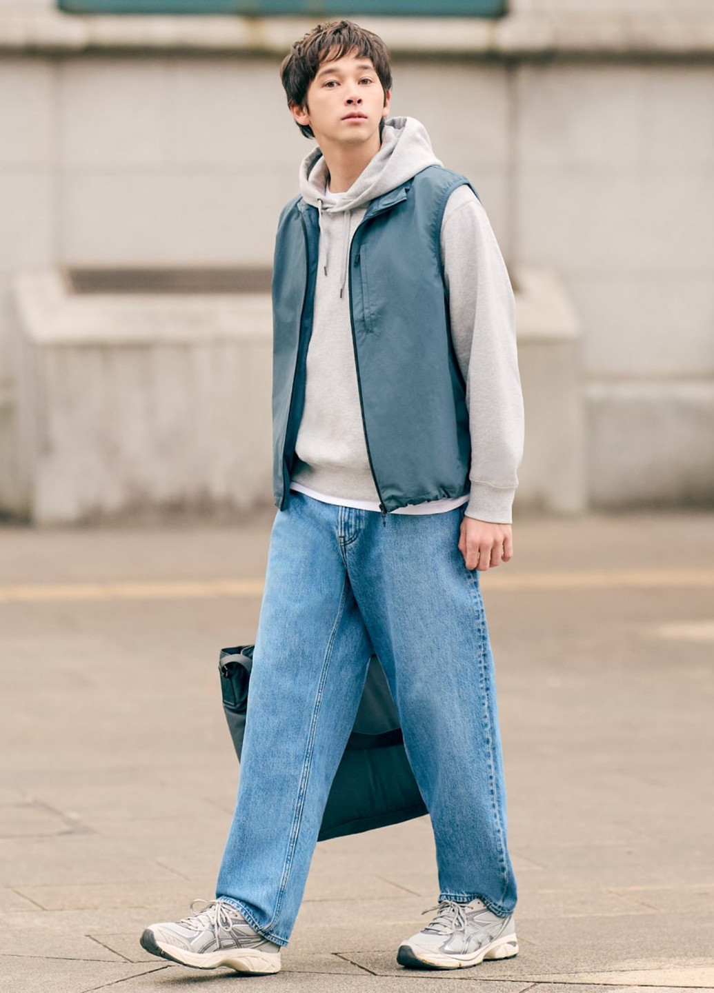 Жилет Uniqlo (340318090)