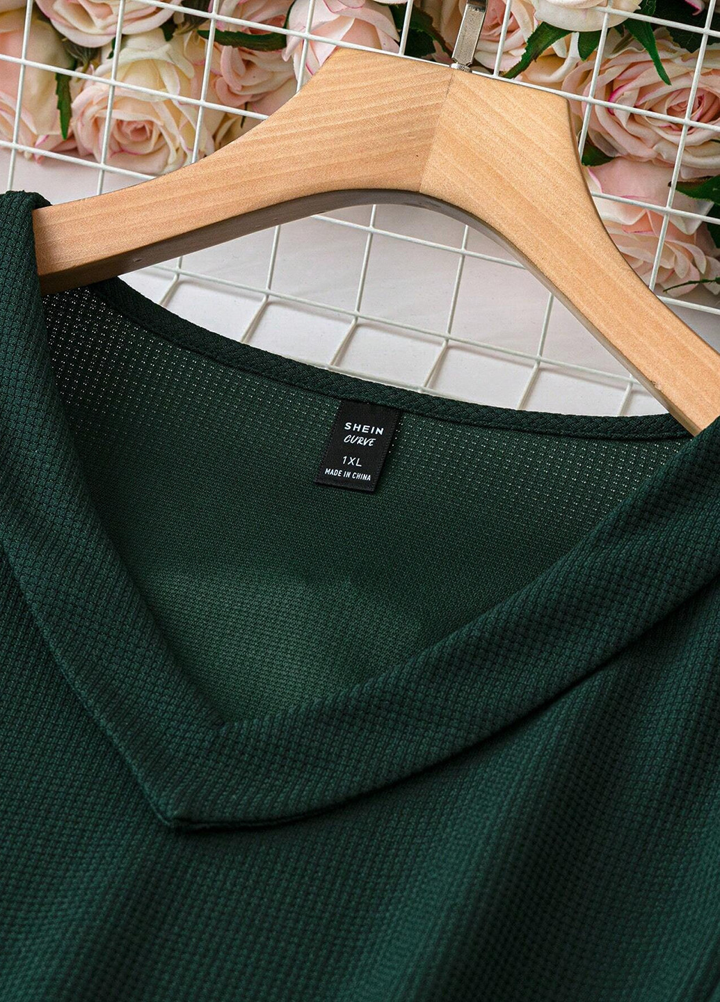 Темно-зелений світшот SHEIN однотонний без декору (308792780)