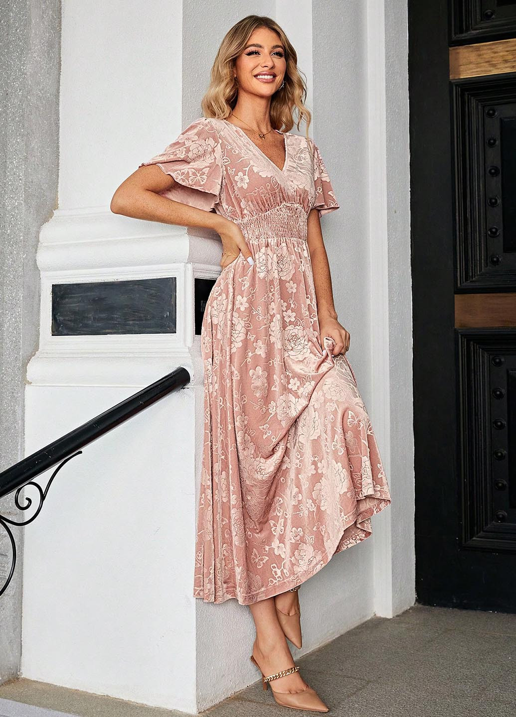 Рожева кежуал сукня в стилі армпір SHEIN з квітковим принтом