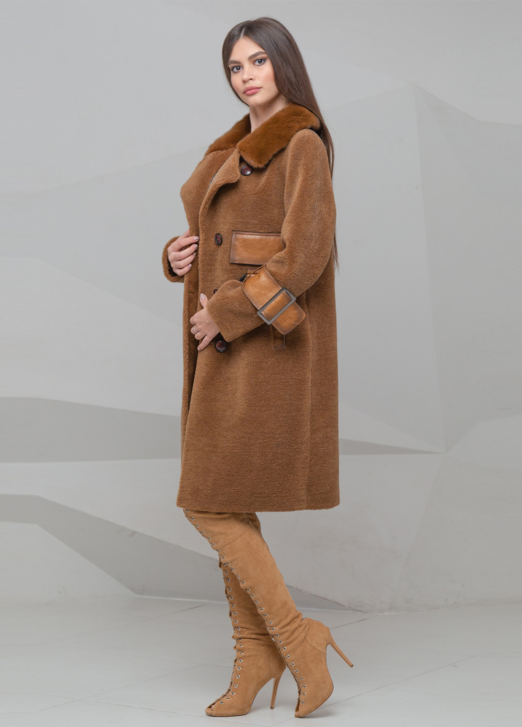 Светло-коричневое зимнее Пальто (мех норки) однобортное Шикарные меха