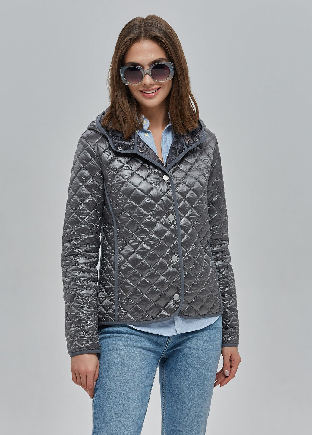 Серая демисезонная куртка MN