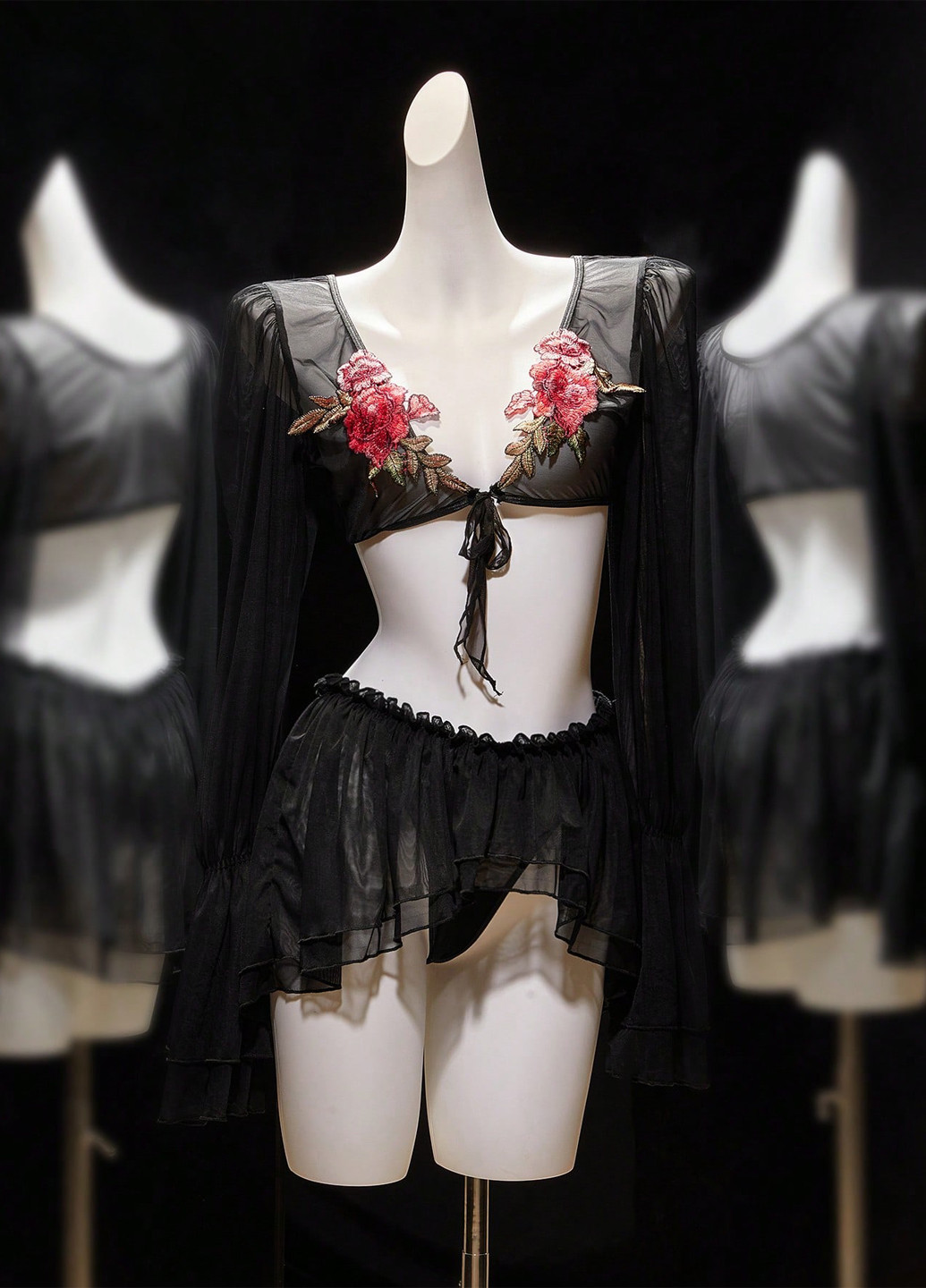 Черный демисезонный комплект (топ, трусики) SHEIN