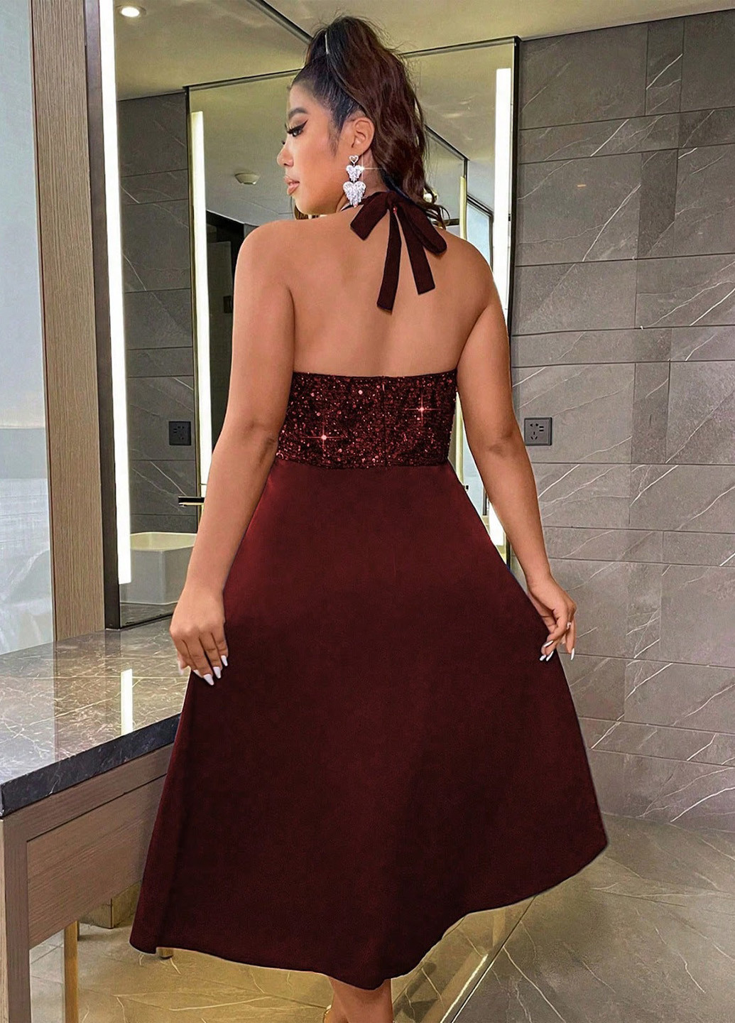 Бордовое коктейльное платье клеш, с открытой спиной SHEIN однотонное