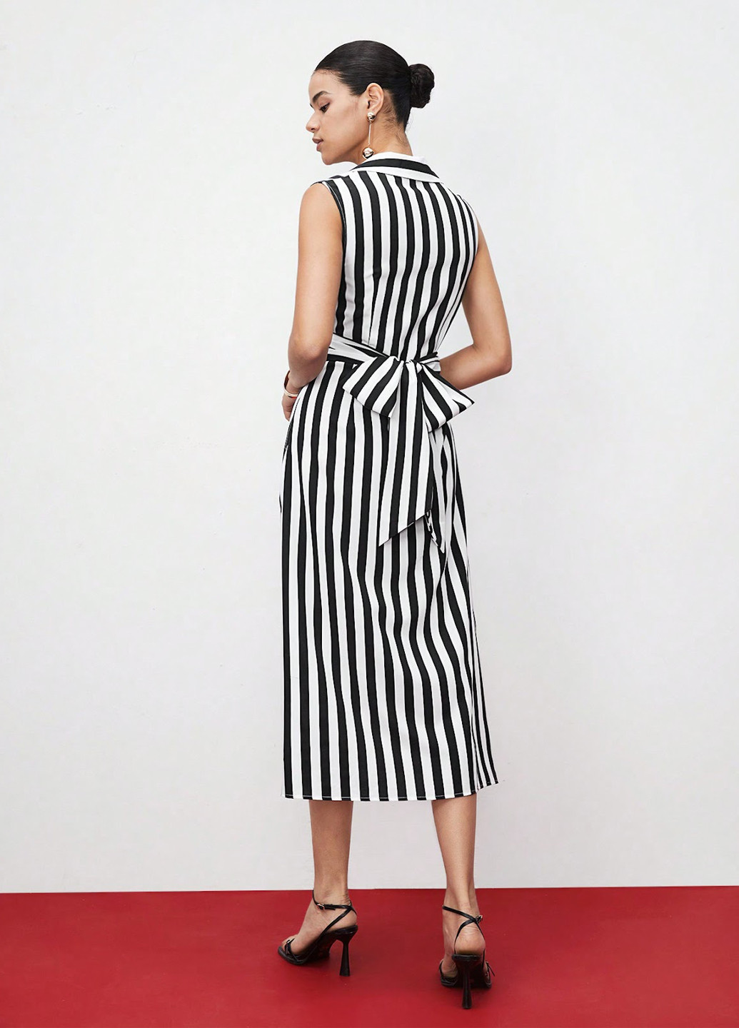 Чорно-білий кежуал, ділова сукня футляр SHEIN в смужку