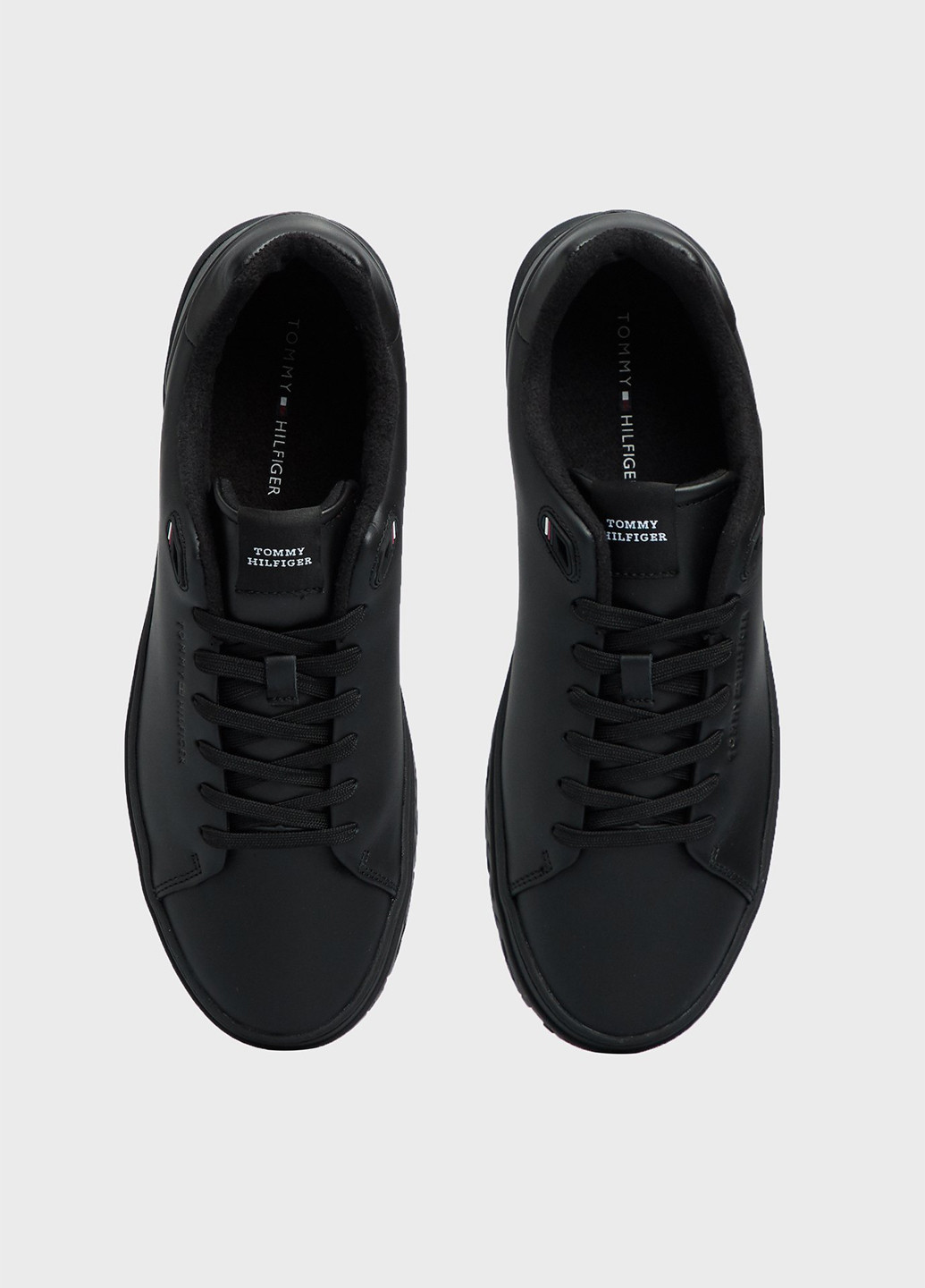 Чорні всесезон кросівки Tommy Hilfiger