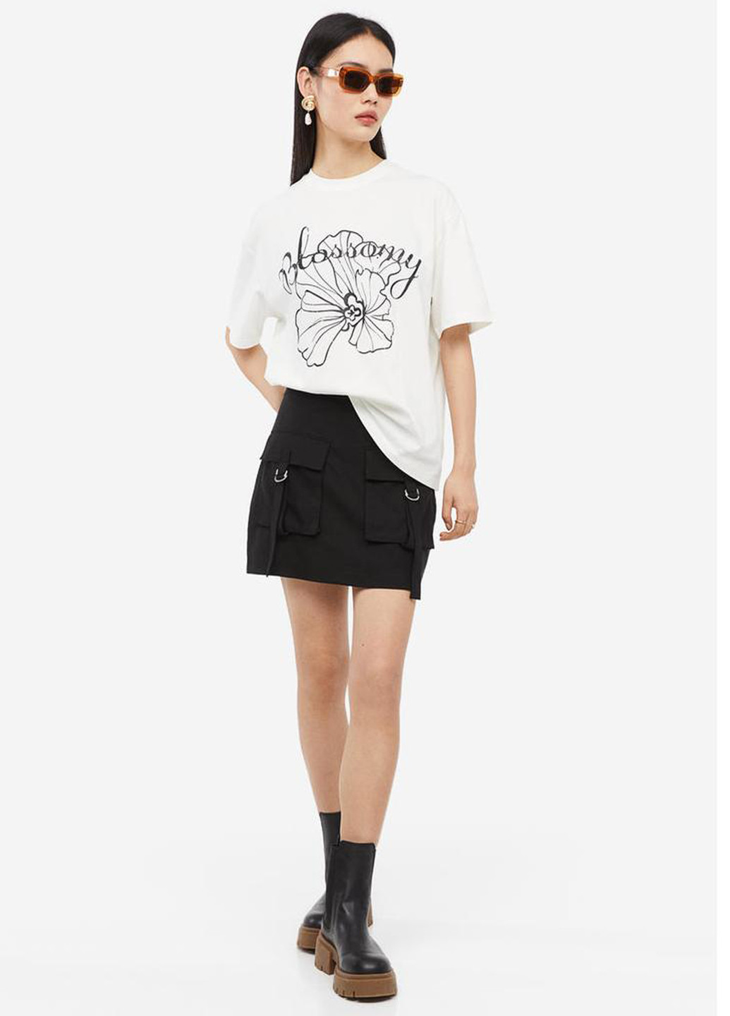 Черная кэжуал однотонная юбка H&M а-силуэта (трапеция), карго