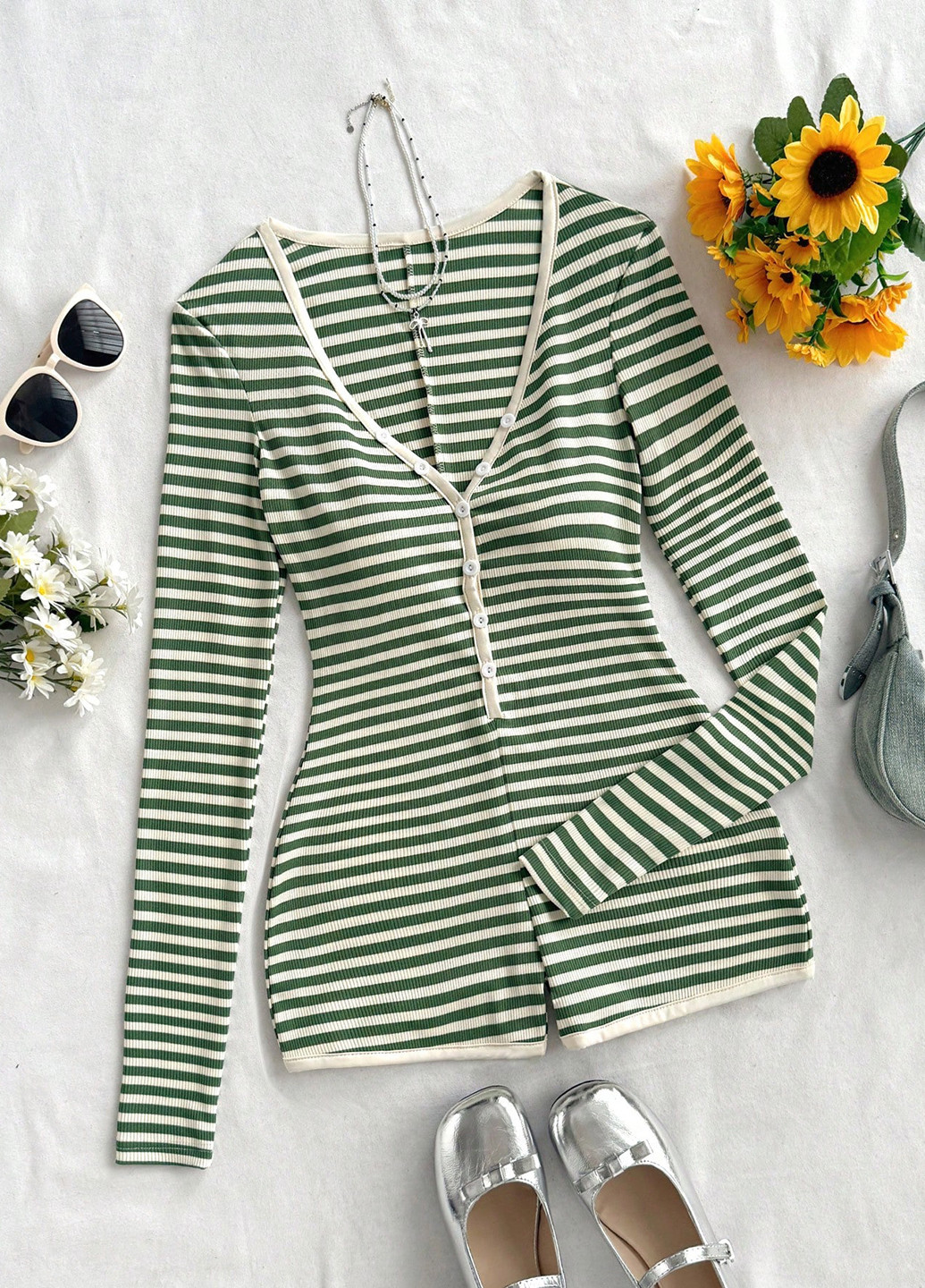 Комбинезон SHEIN комбинезон-шорты полоска зелёный кэжуал полиэстер, трикотаж