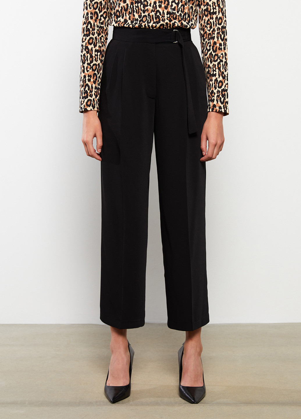 Штани LC Waikiki (257421880)