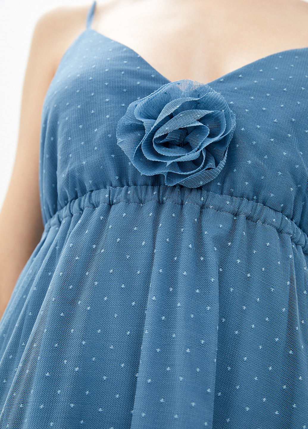Блакитна коктейльна сукня в стилі армпір GENEVIE в горошок