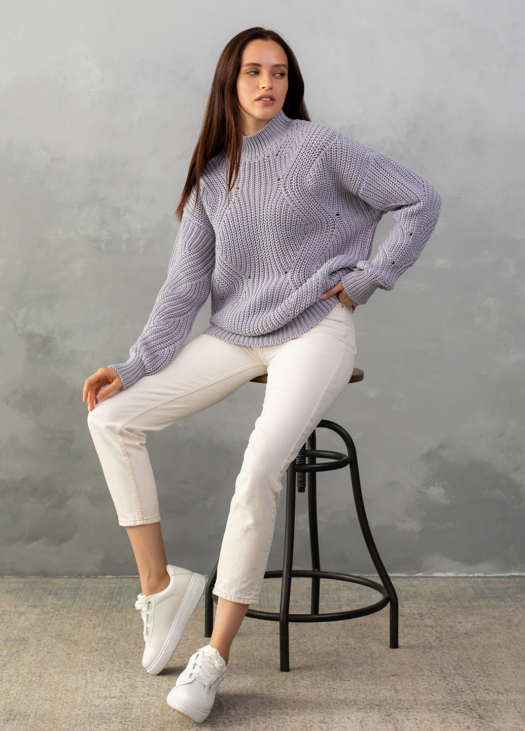 Білий демісезонний джемпер жіночий Viviami