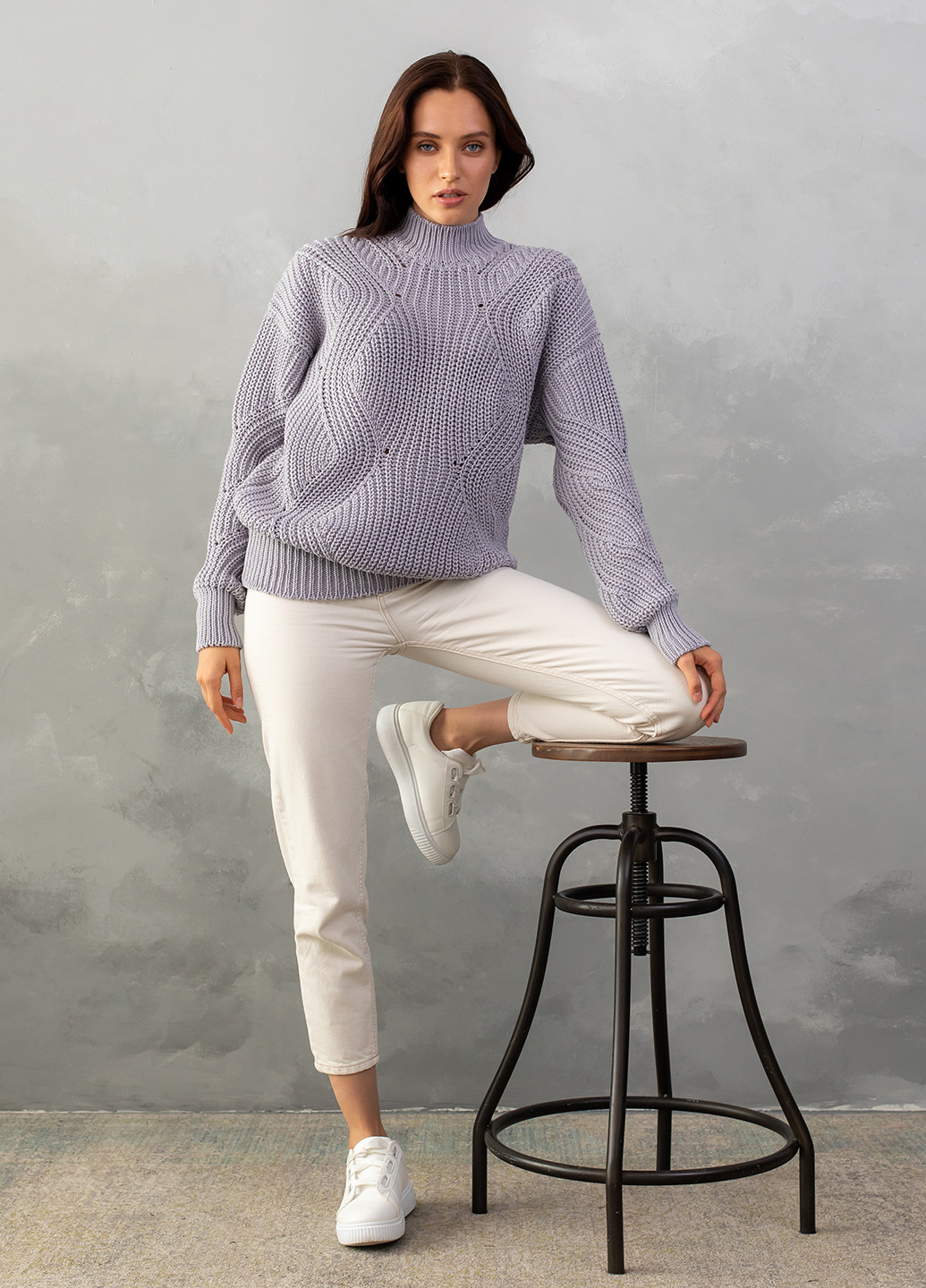 Білий демісезонний джемпер жіночий Viviami