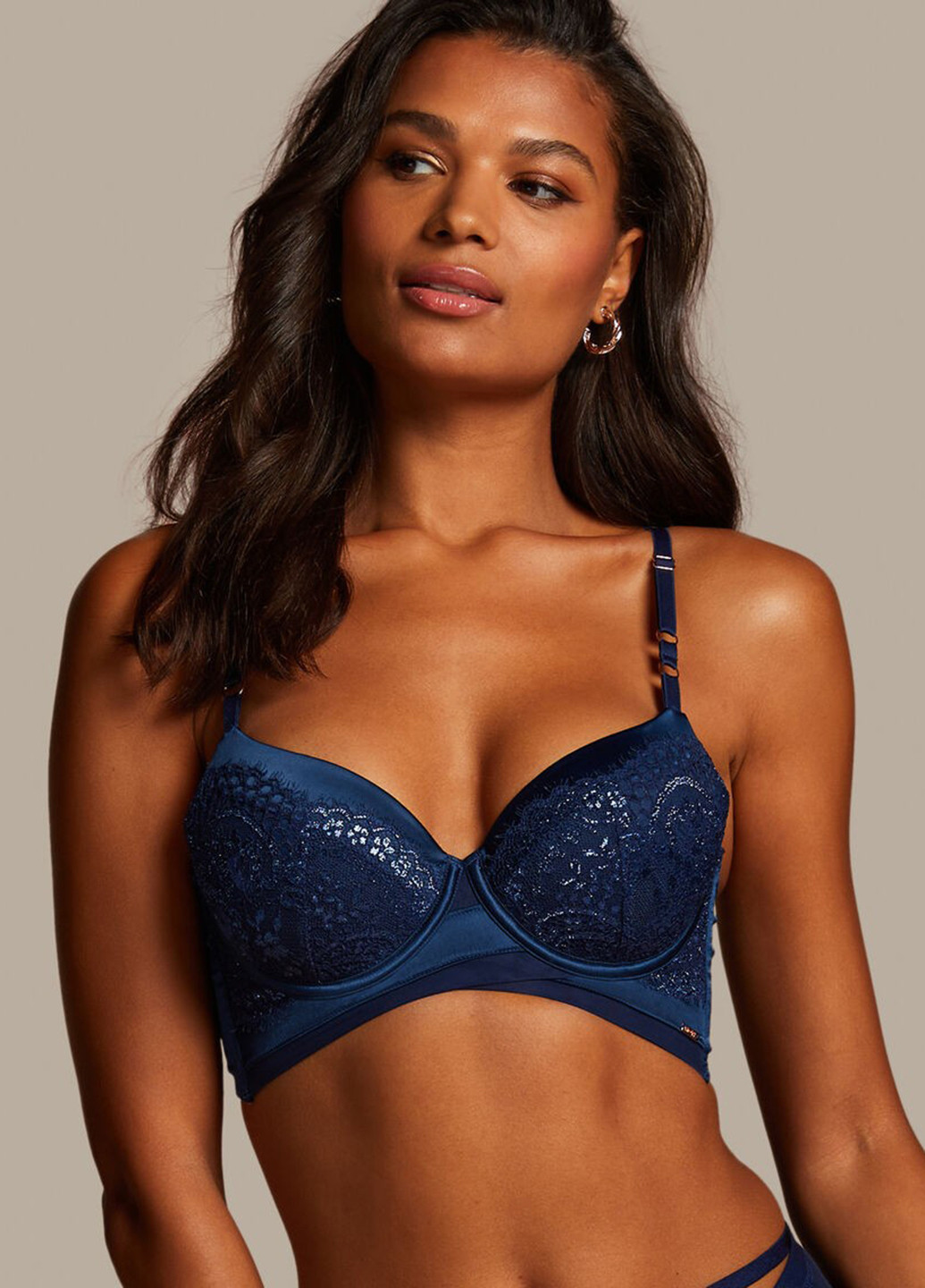 Тёмно-синий бюстгальтер Hunkemoller с косточками полиэстер, кружево