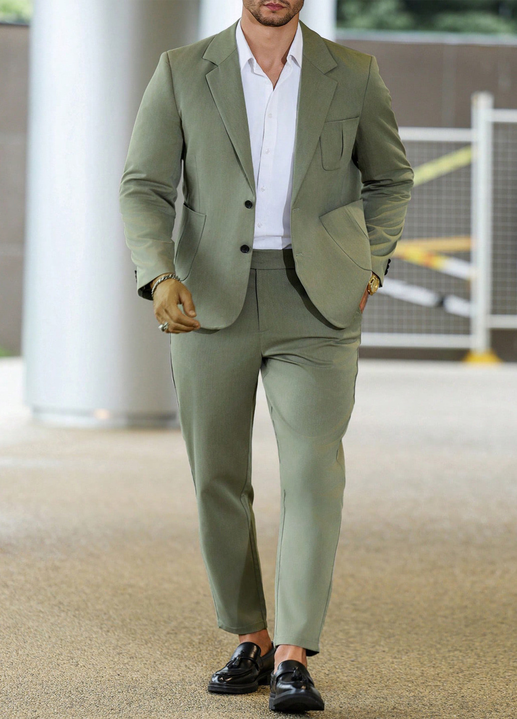 Сіро-зелений демісезонний костюм (піджак, штани) брючний SHEIN