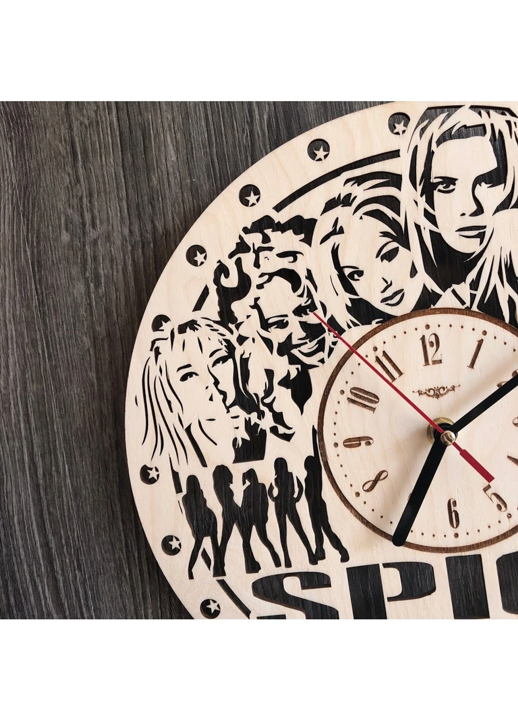 Безшумний настінний годинник з дерева "Spice Girls" 7Arts (253566208)