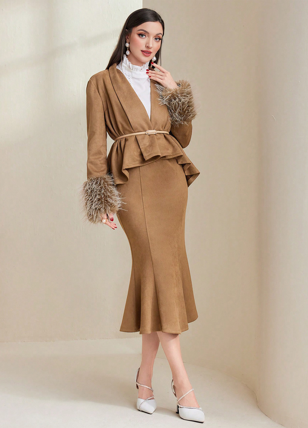 Бежевий демісезонний комплект (блуза, спідниця) SHEIN