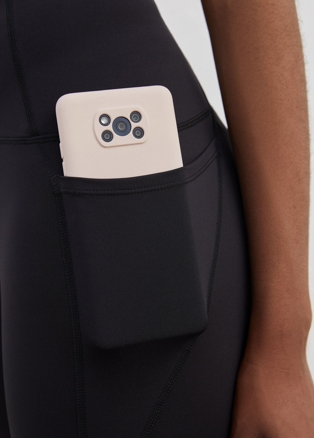 Черные демисезонные леггинсы Dash&Stars