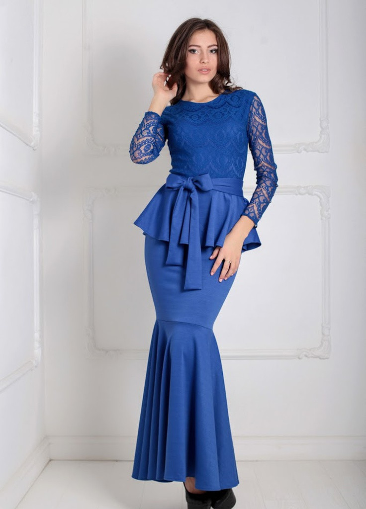 Синя кежуал ошатне жіноче плаття футляр з верхом з гіпюру і воланом на талії adelis Podium однотонна