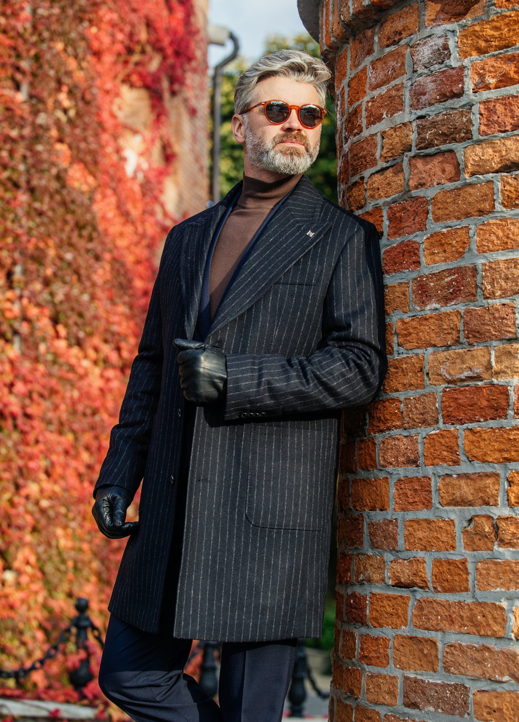 Черное Пальто з шерсті та кашеміру у смужку Andreas Moskin