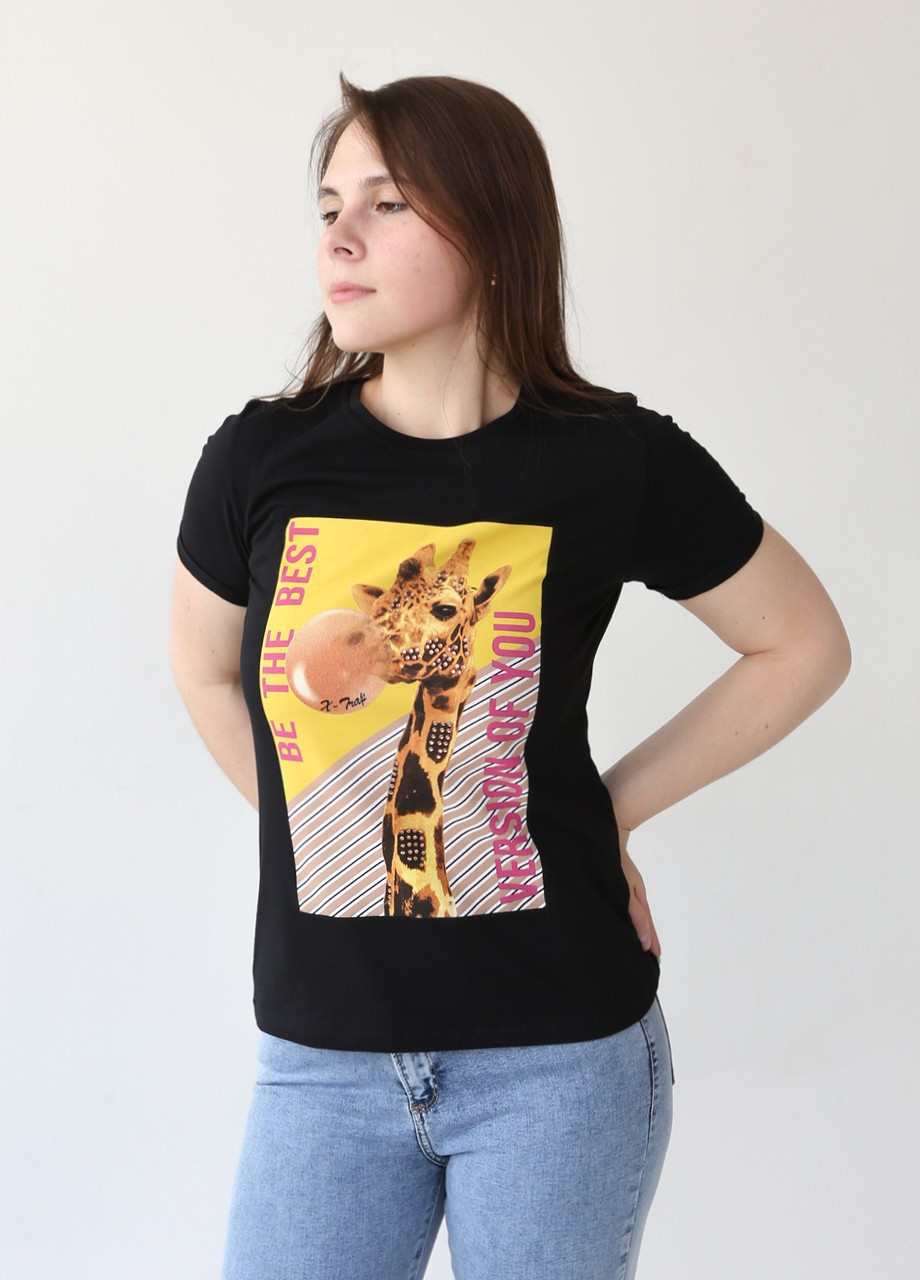 Чорна всесезон футболка жіноча чорна пряма із жирафом з коротким рукавом X-trap Прямая