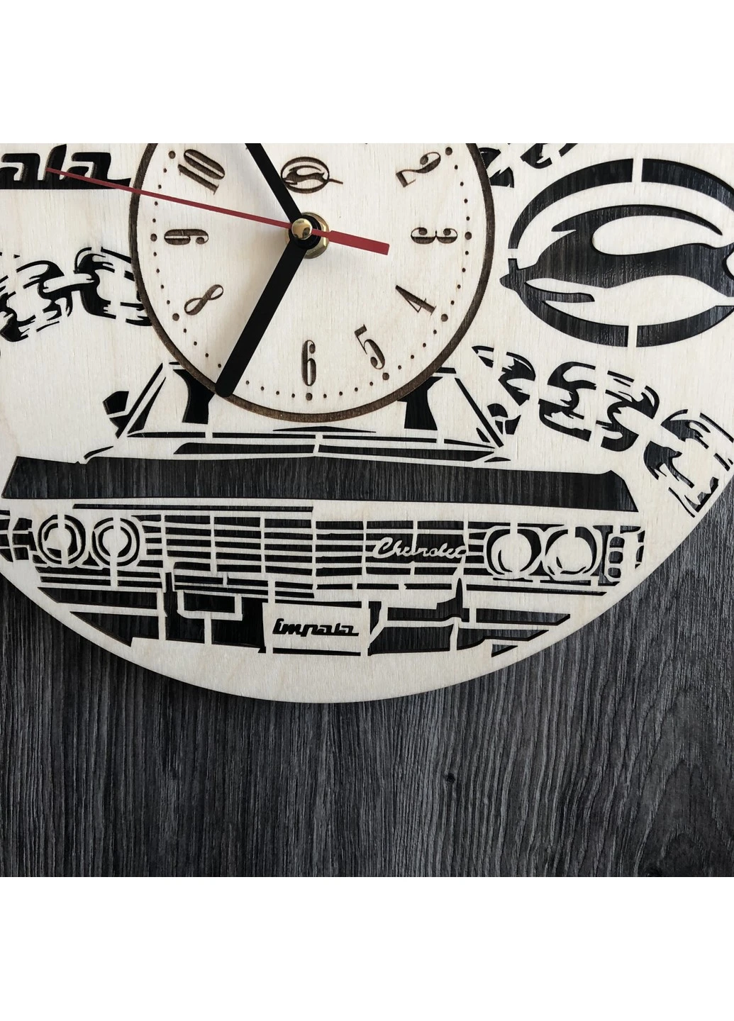 Стильний годинник з дерева настінний "Chevrolet Impala" 7Arts (253567827)