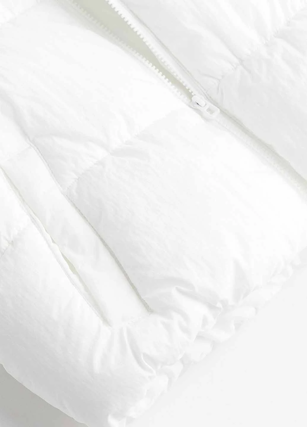 Жилет H&M (367100859)