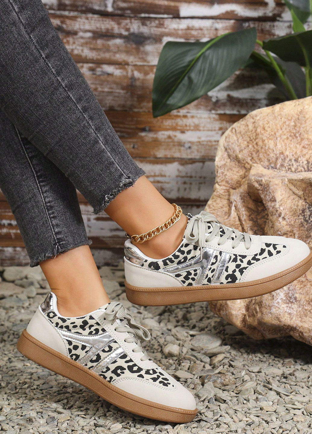 Кроссовки SHEIN серо-бежевые демисезоны (357971781)