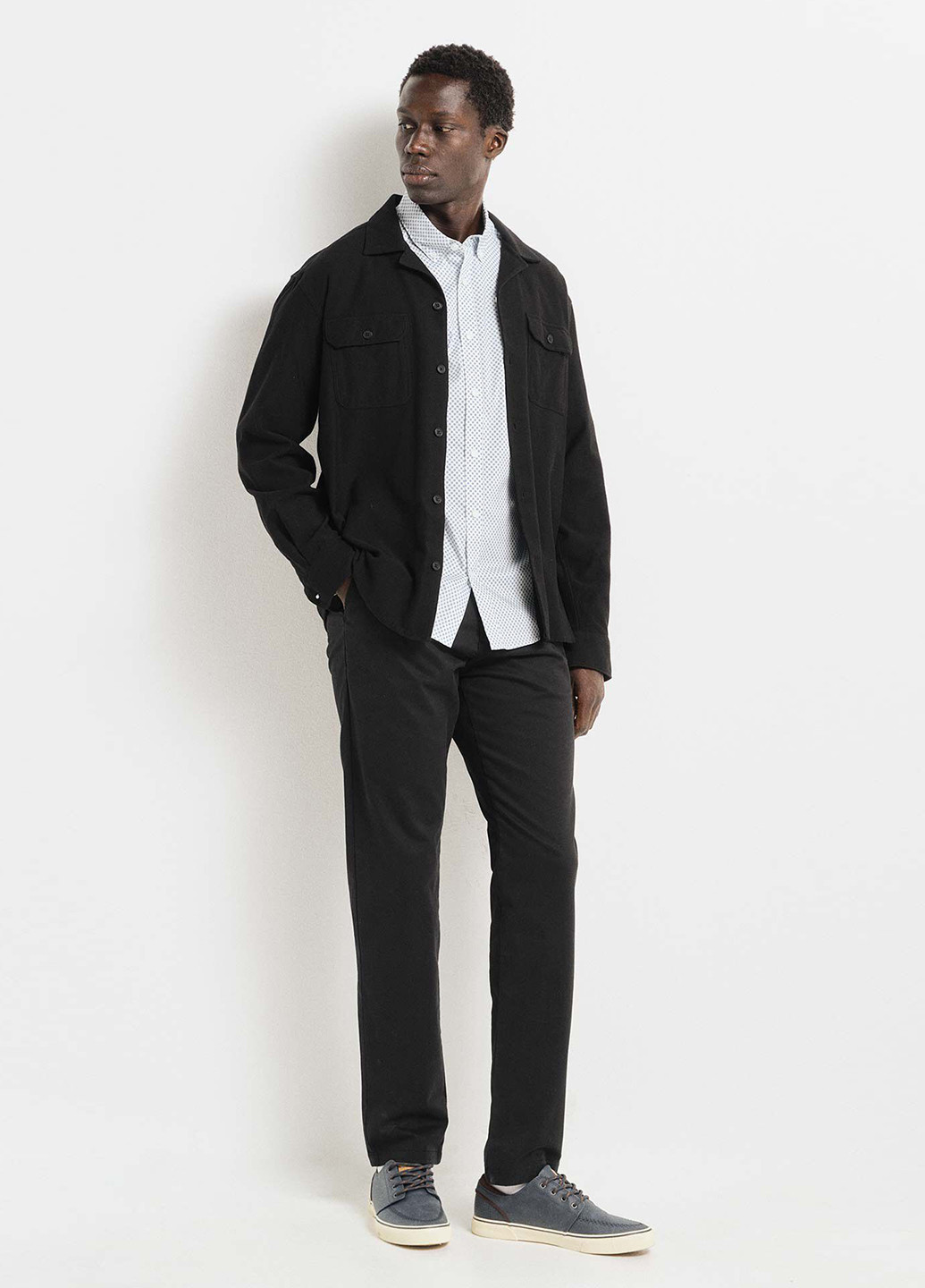 Белая классическая, кэжуал рубашка с геометрическим узором Springfield