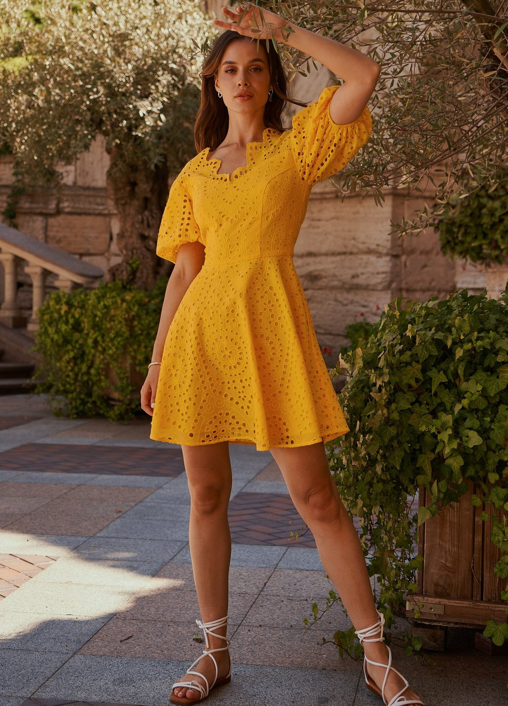 Жовтий повсякденний яскраве плаття з об'ємними рукавами Gepur однотонна