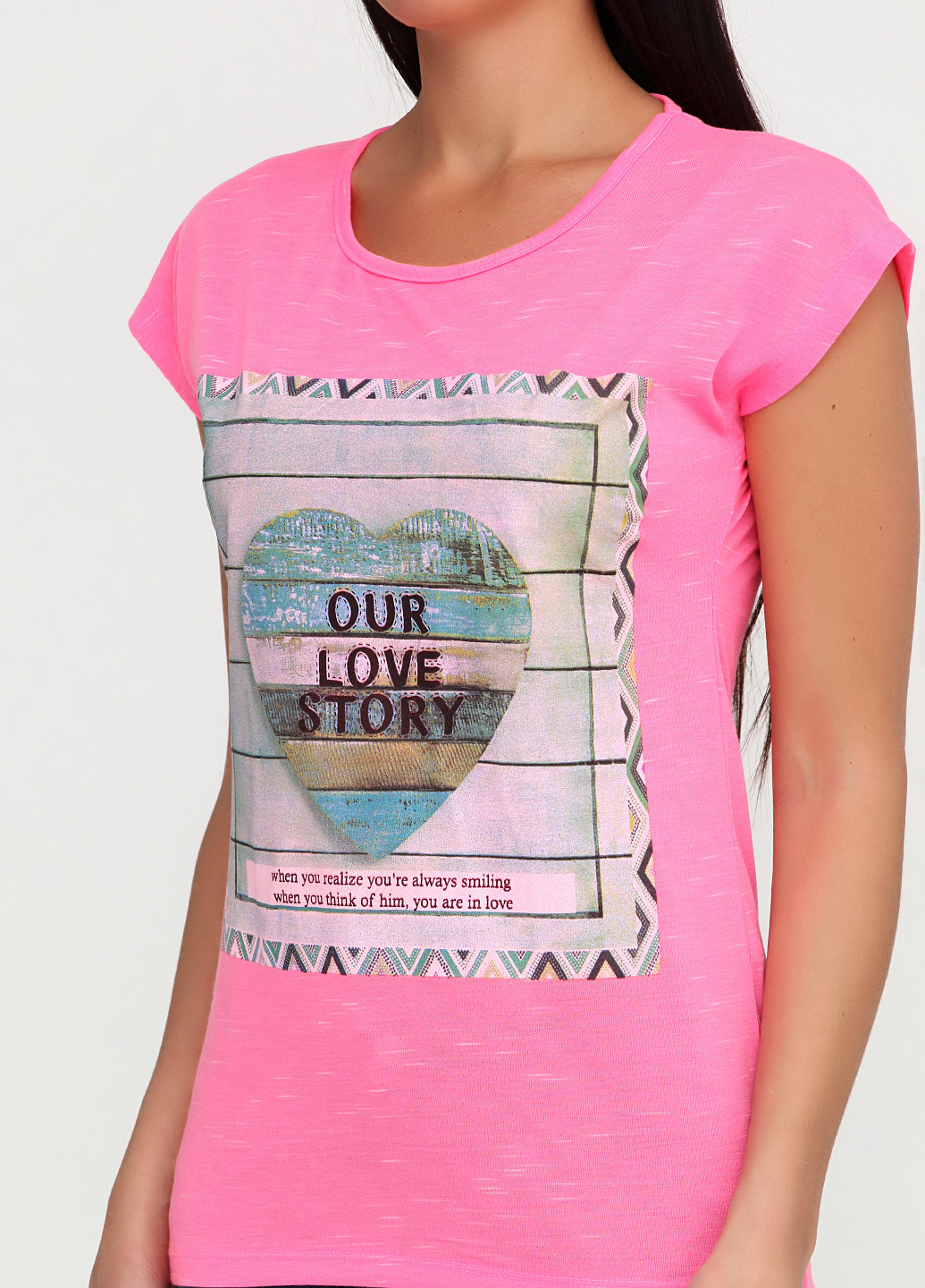 Кислотно-розовая летняя футболка Kafkame