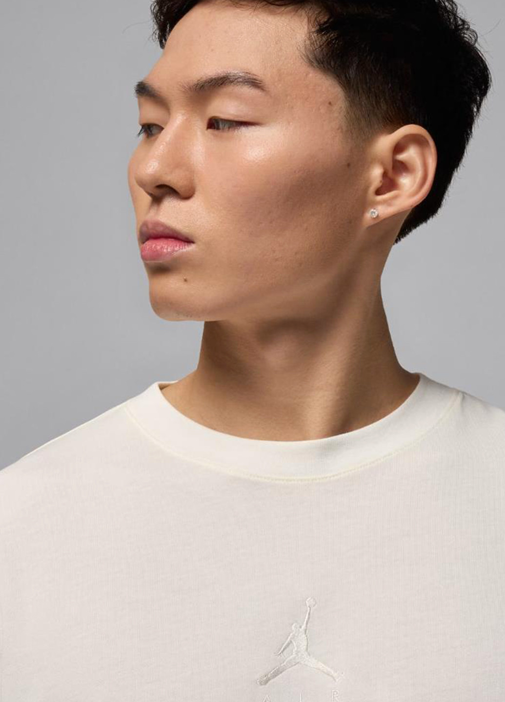 Бежева футболка ib7345-133 Jordan M J FLT ESS OVSZ SS CREW